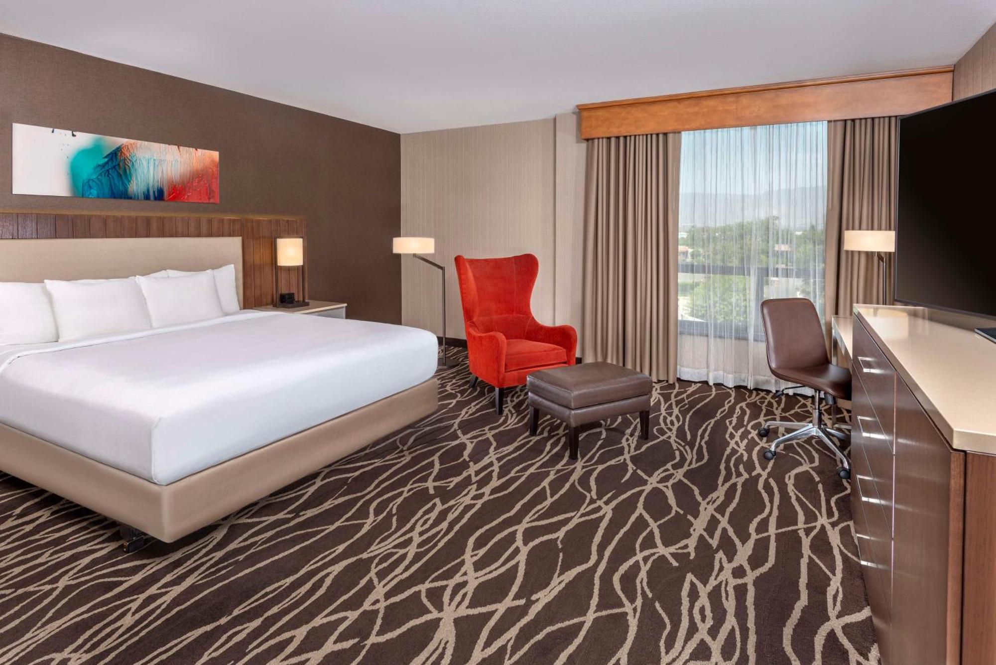 ดับเบิ้ลทรี บาย ฮิลตัน ซาน เบอร์นาร์ดิโน Hotel ซานเบอร์นาร์ดิโน ภายนอก รูปภาพ
